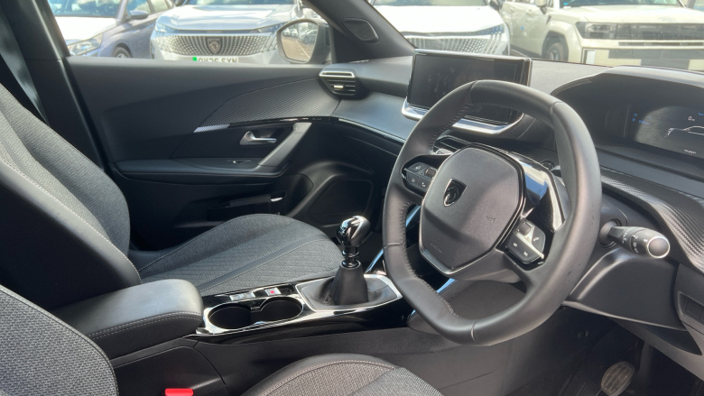 Peugeot 2008 1.2 PureTech 130 Allure 5dr Petrol Estate